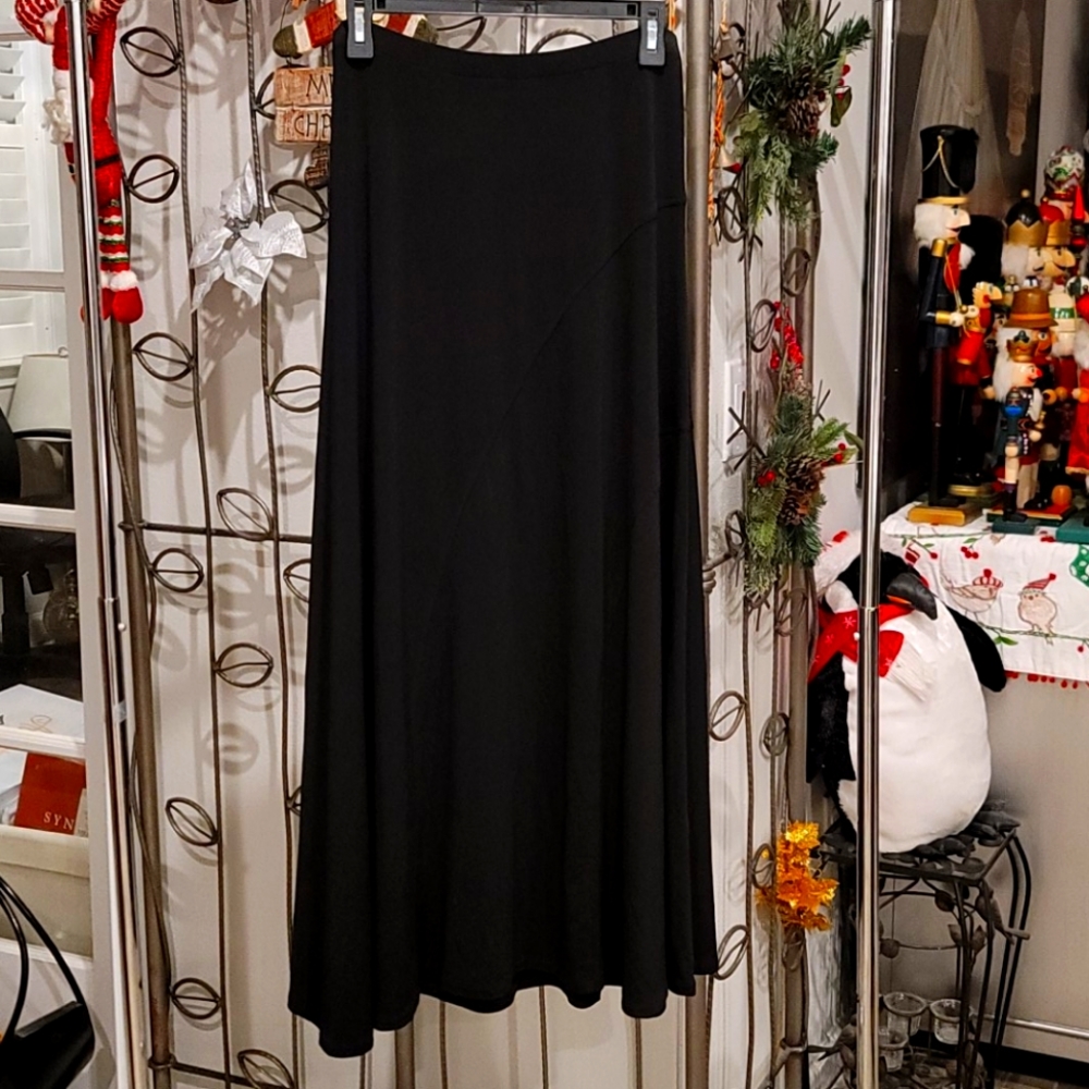 🖤💖 CHICO'S LONG SKIRT! slinky, soft, sweet